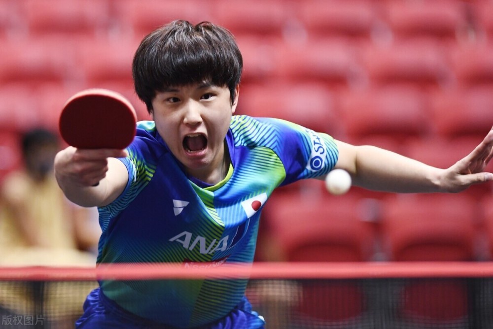 训断层的低 训断层的低