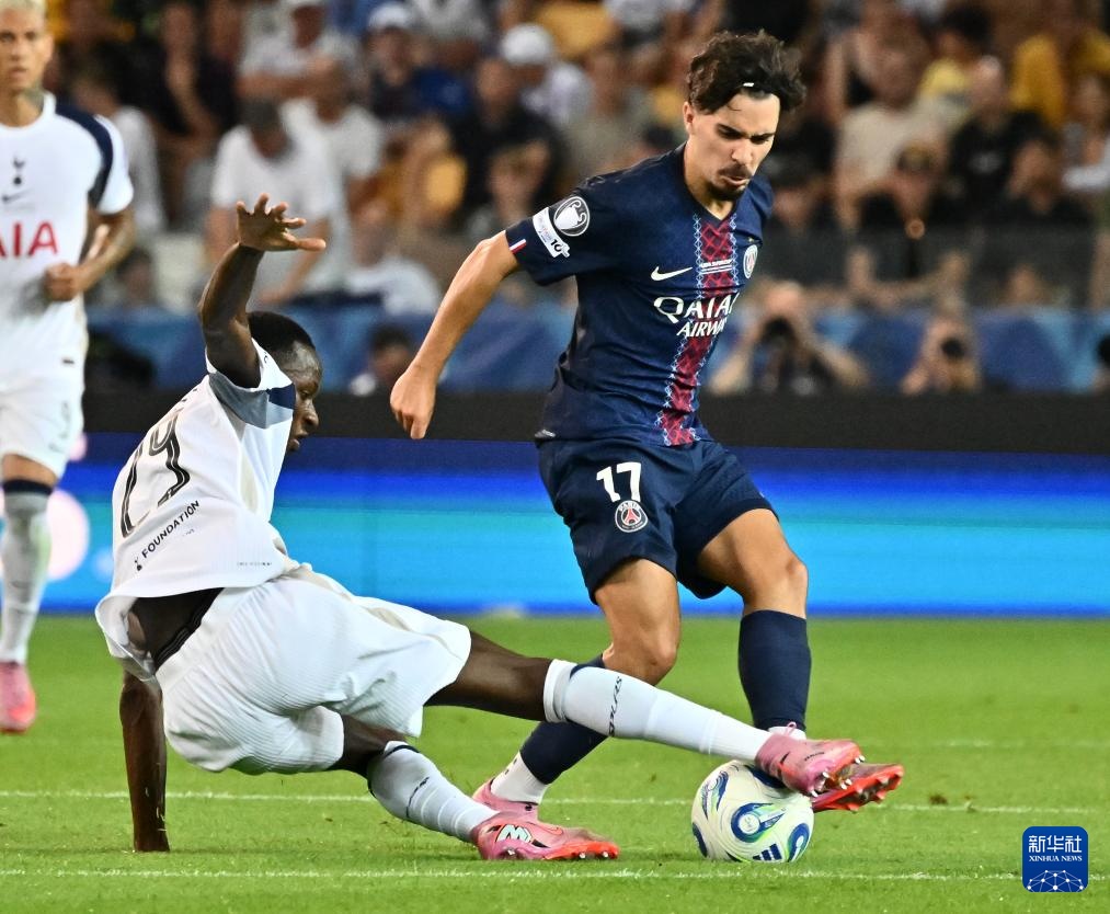 尤其在20 尤其在20