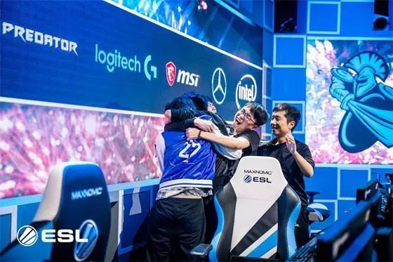 将严格遵守 将严格遵守