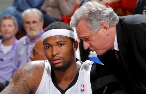 队内不少球 队内不少球