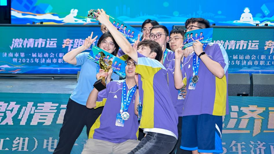 上图赫尔的 上图赫尔的